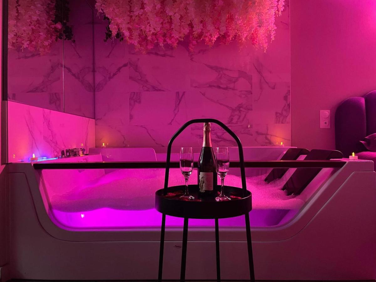 Superbe Avec Balneotherapie/spa/ Champagne Pornic